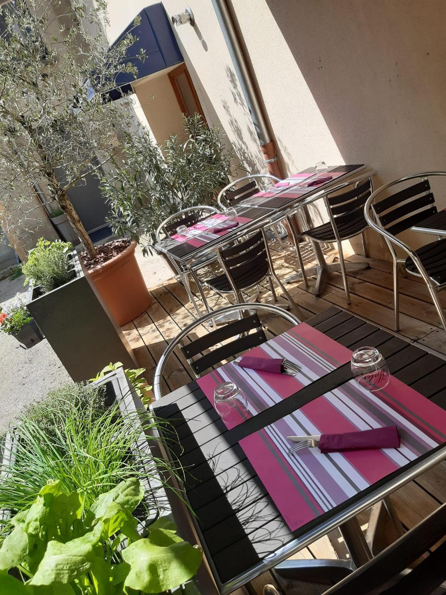 Hotel Restaurant Le Saint Augustin Екстериор снимка
